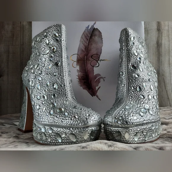 NIB sz6.5 Dollyi Crystal 💎 Jessica Simspon Embellished Platform Heel Boots - Picture 3 of 14
